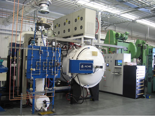 Vacuum Debinding and Sintering Furnace